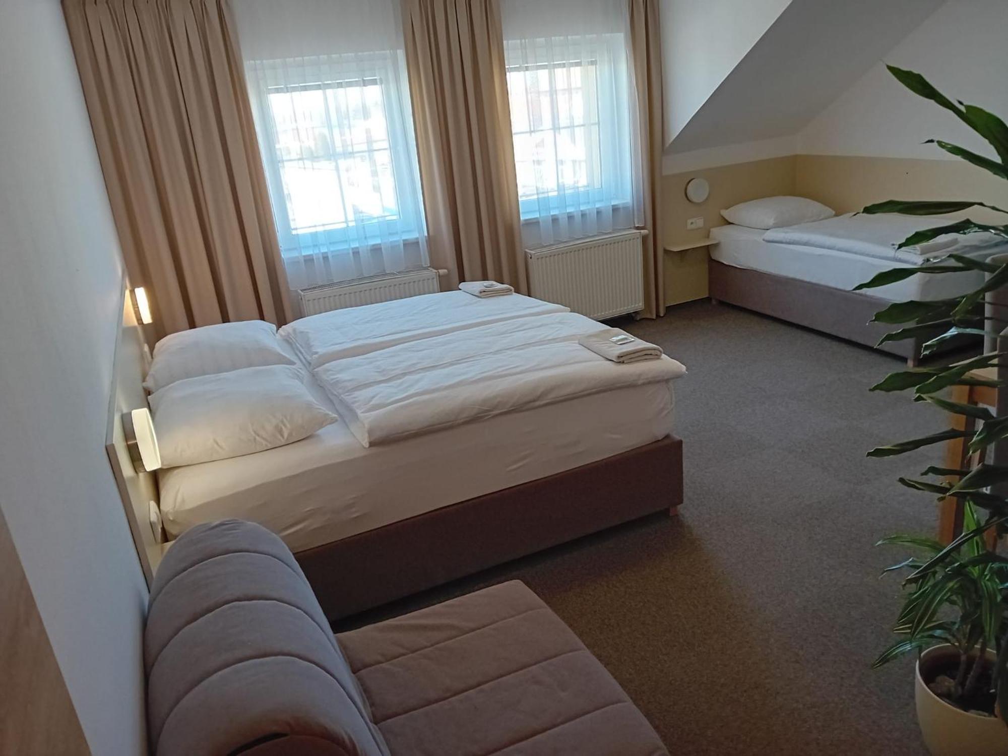 Hotel U Budvaru Ческе-Будеёвице Экстерьер фото